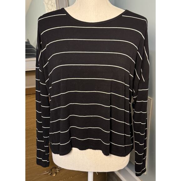 Old Navy Tops - Old Navy Luxe Black Long Sleeve T-Shirt White Stripes, S